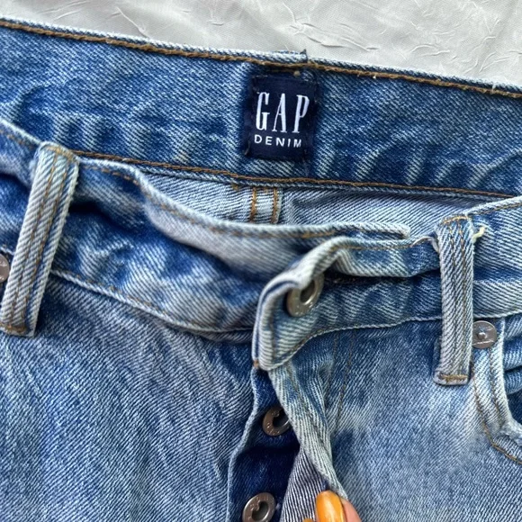 ~Sold~Gap Women's Size 27 High Rise Straight Crop Jeans Medium Indigo - Picture 2 of 7